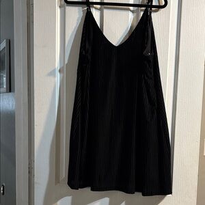 Elegant Black Pleated Dress